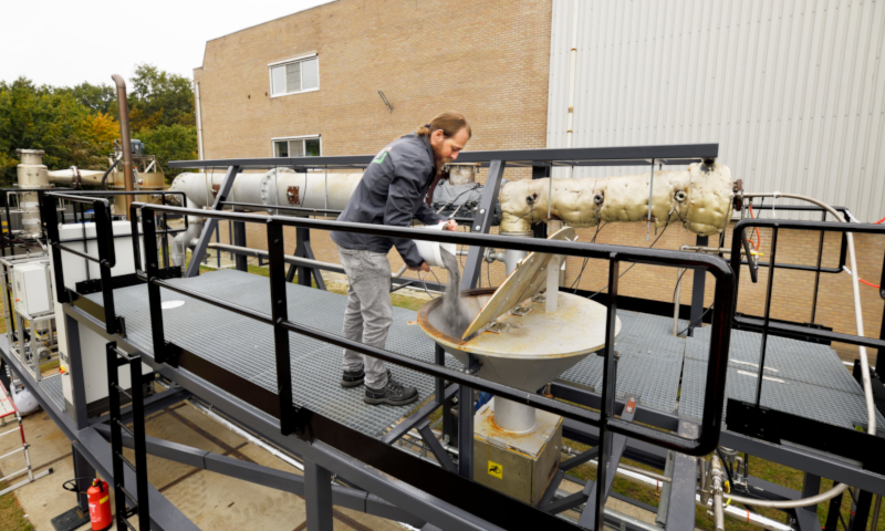 Ijzerpoeder verbrandingsintallatie bij Bavaria